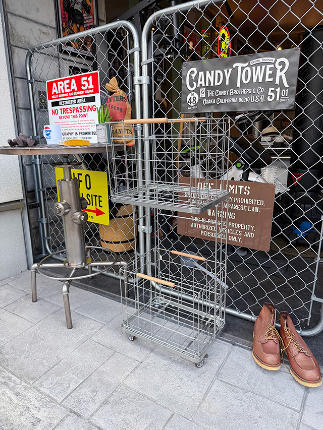 ポストジェネラル　インダストリアル　ランドリーワゴン　ジンク　大容量60L　2段　キャスター付き ■ アメリカン雑貨 アメリカ雑貨 |  | 08