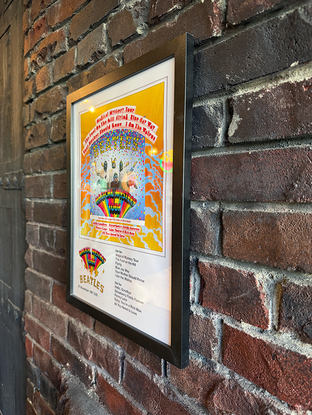 ビートルズ　レコードジャケット　オフィシャル　アートフレーム　（マジカルミステリーツアー）　公式グッズ　フレームアート |  | 03
