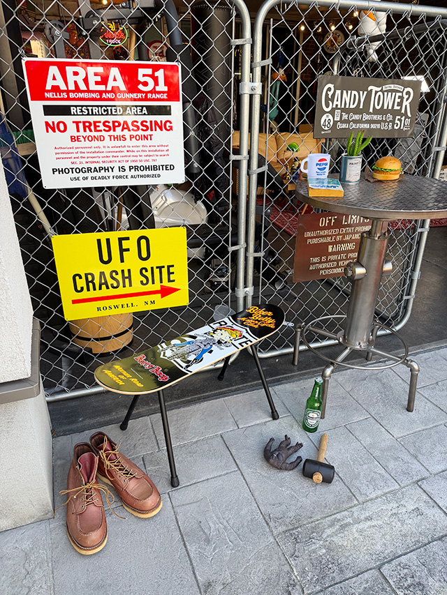 スケートボードデッキ　フォルディングチェアー　（ベティ・ブープ） ■ アメリカン雑貨 アメリカ雑貨 |  | 03