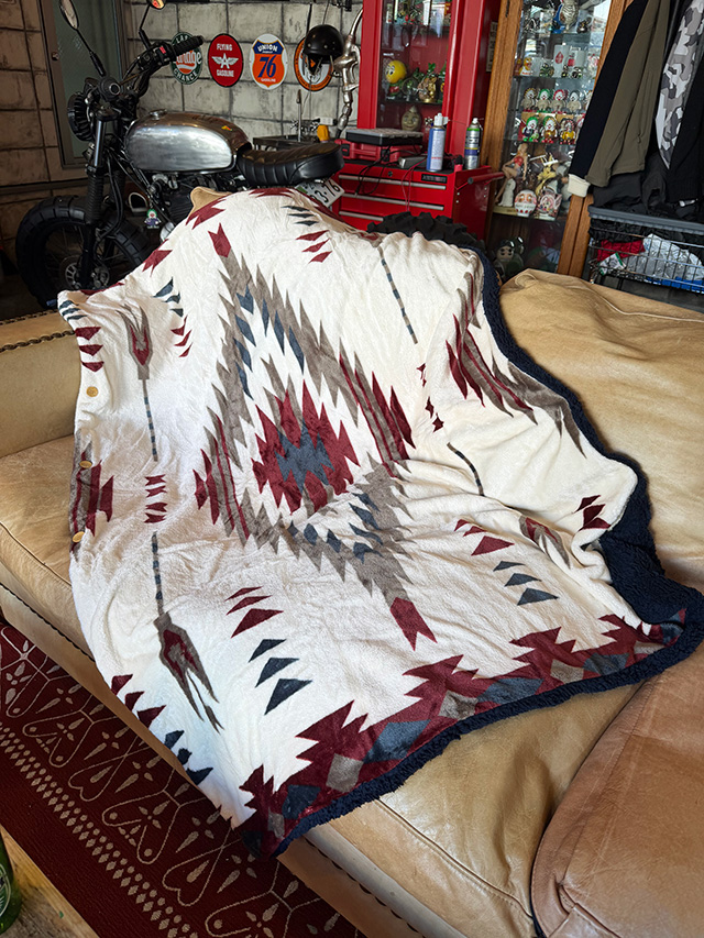 ネイティブパターン　フリースブランケット　Mサイズ　100cm×140cm　（ナチュラル） ■ アメリカン雑貨 アメリカ雑貨 | 