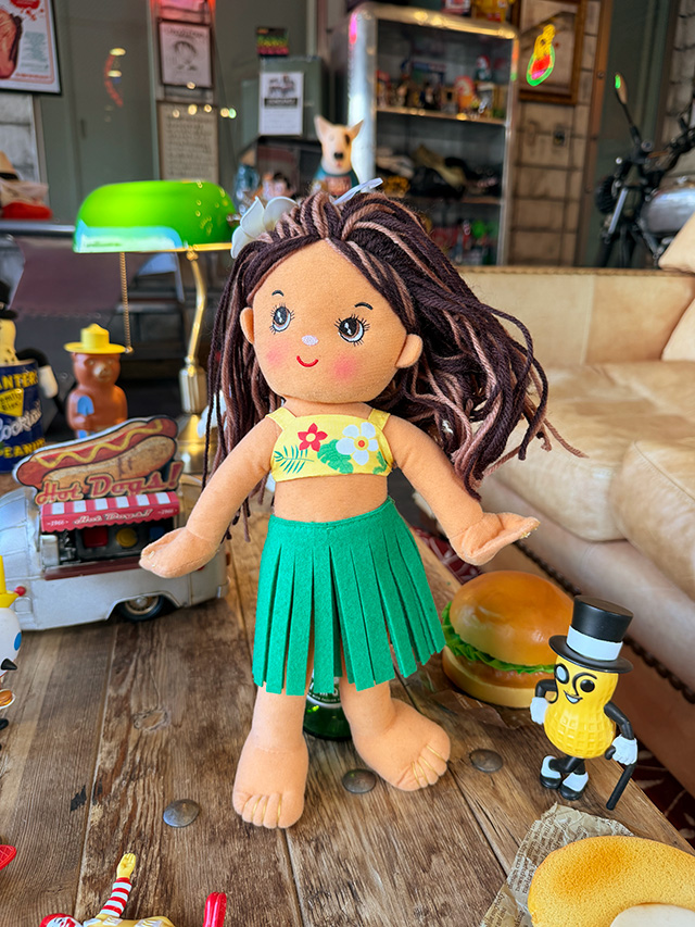 ハワイアン フラガールのレトロなぬいぐるみ □ アメリカン雑貨