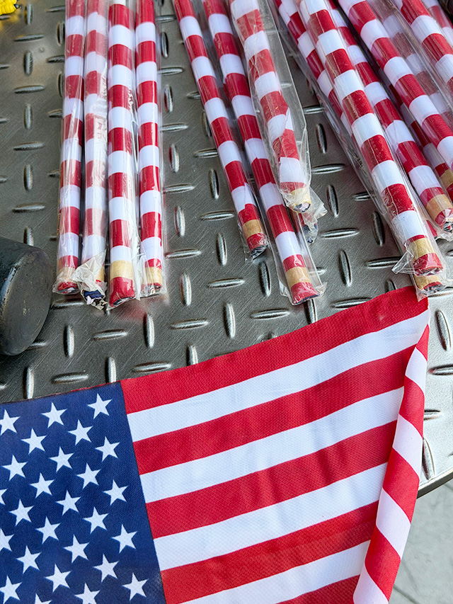 訳あり特価！　アウトレット品★　星条旗　スティックフラッグ　Lサイズ ■ アメリカン雑貨 アメリカ雑貨 |  | 06