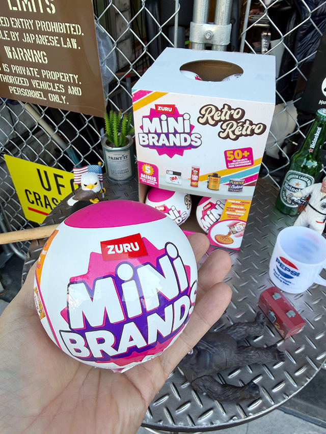 ZURU Mini Brands　レトロコレクション　（レトロ・レトロ）　米国の食品パッケージ　※1カプセルの中に5個のミニチュア入り |  | 09