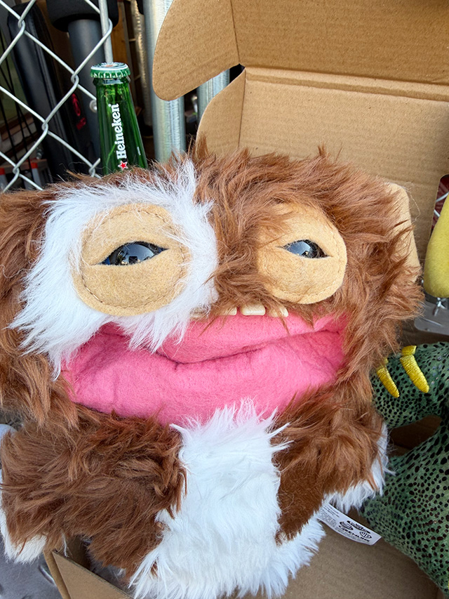 ファグラー × グレムリン　（全2体セット）　海外で話題のキモくてかわいいモンスター　Fuggler ■ アメリカン雑貨 アメリカ雑貨 爆買 |  | 01