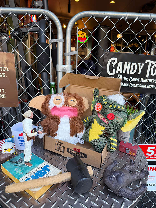 ファグラー × グレムリン　（全2体セット）　海外で話題のキモくてかわいいモンスター　Fuggler ■ アメリカン雑貨 アメリカ雑貨 爆買 |  | 09