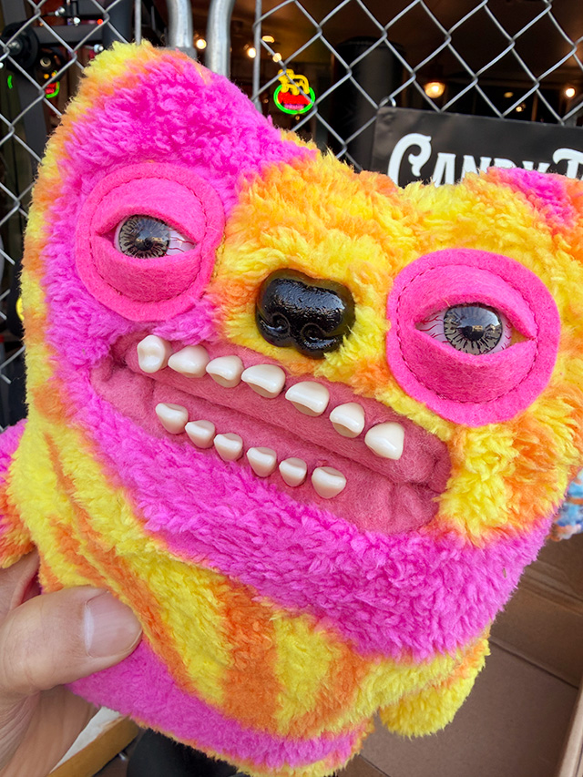 海外SNSで話題！ キモくてかわいいモンスター FUGGLER ファグラー