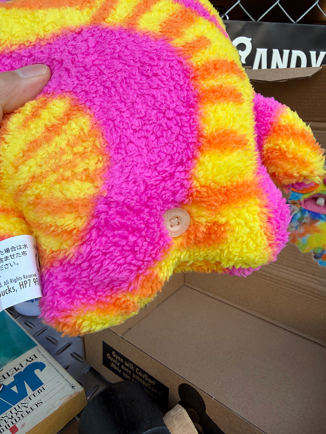海外SNSで話題！ キモくてかわいいモンスター FUGGLER ファグラー
