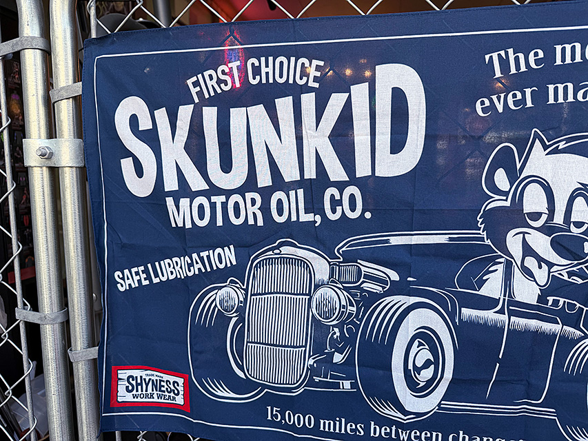 シャイネス スカンキッド フリークロス 86cm×53cm □ アメリカン雑貨