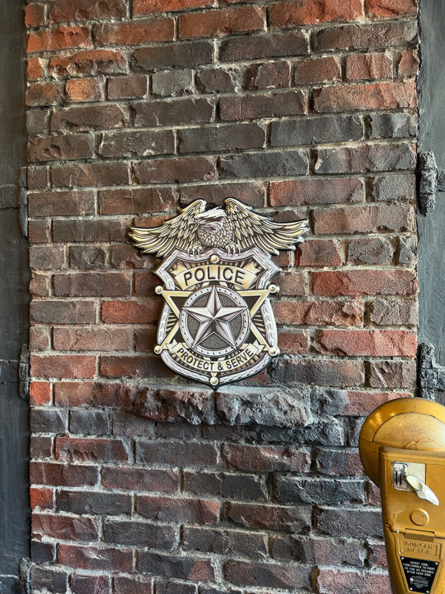 アメリカンポリス　バッジ　ブリキ看板 ■ アメリカン雑貨 アメリカ雑貨 |  | 02