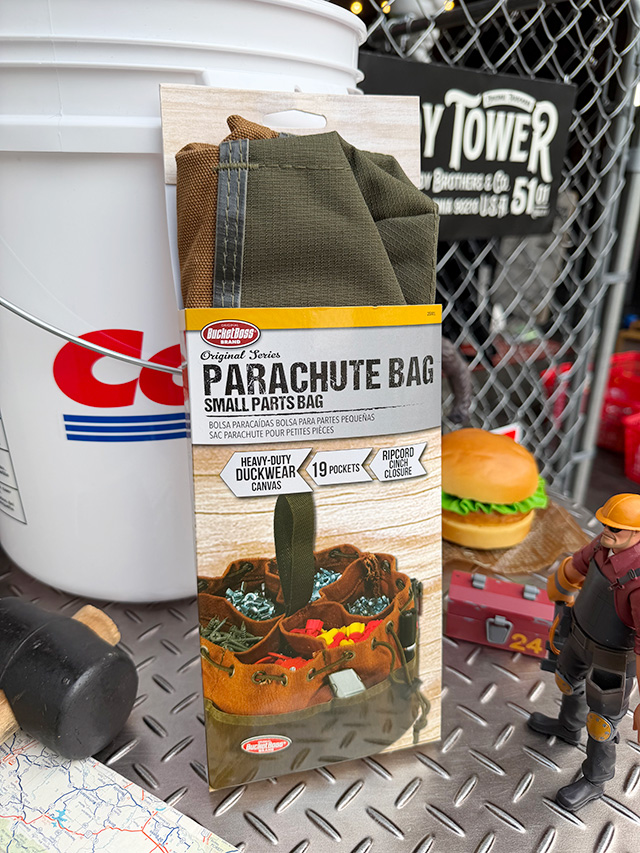 パラシュートバッグ　19ポケット　道具入れ　ツールバッグ　5ガロンバケツ対応　※バケツは別売です ■ アメリカン雑貨 アメリカ雑貨 |  | 02