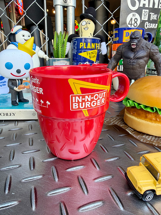 アドバタイジング　メラミンマグ　350ml　（インナウトバーガー） ■ アメリカン雑貨 アメリカ雑貨 | 
