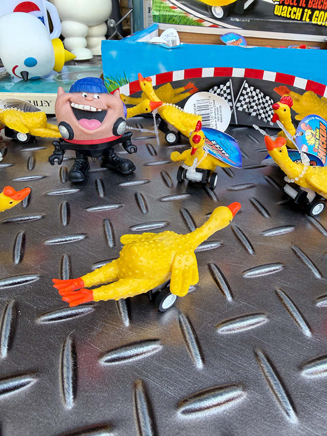 チキンレーサー　プルバックカー　※3種類からランダムチョイスになります ■ アメリカン雑貨 アメリカ雑貨 |  | 03