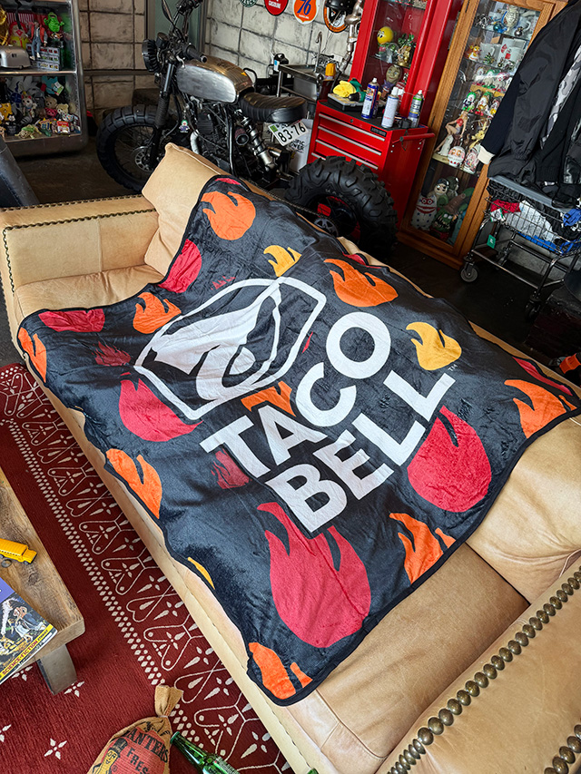 タコベル　フリースブランケット　152cm×114cm ■ アメリカン雑貨 アメリカ雑貨 |  | 02