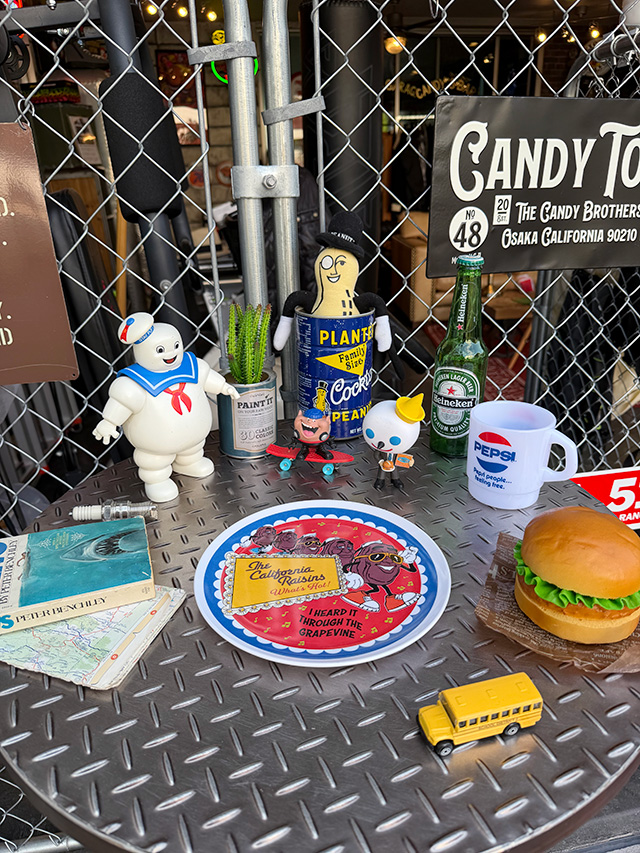 カリフォルニアレーズン　メラミンプレート　お皿 ■ アメリカン雑貨 アメリカ雑貨 |  | 02