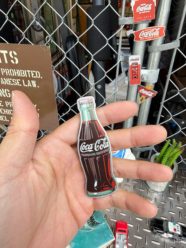コカ・コーラ オールドアドバタイジング マグネット (コンツアーボトル) ■ アメリカン雑貨 アメリカ雑貨 関連画像1