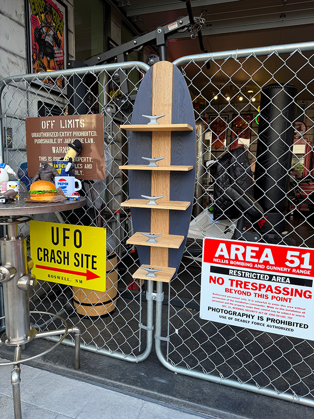 サーフボード型　ディスプレイラック ■ アメリカン雑貨 アメリカ雑貨 |  | 11