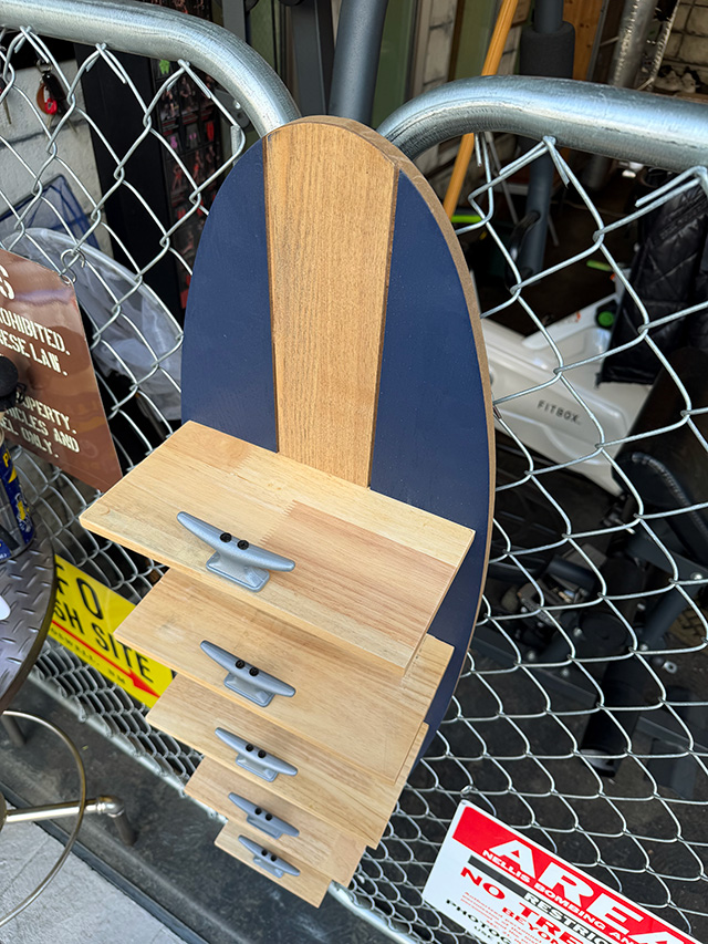 サーフボード型　ディスプレイラック ■ アメリカン雑貨 アメリカ雑貨 |  | 12