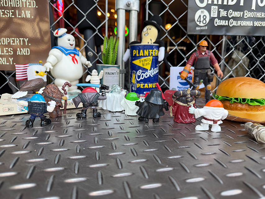 M&M’s × スターウォーズ　PVC　コレクターズフィギュア　（8体セット） ■ アメリカン雑貨 アメリカ雑貨 |  | 04