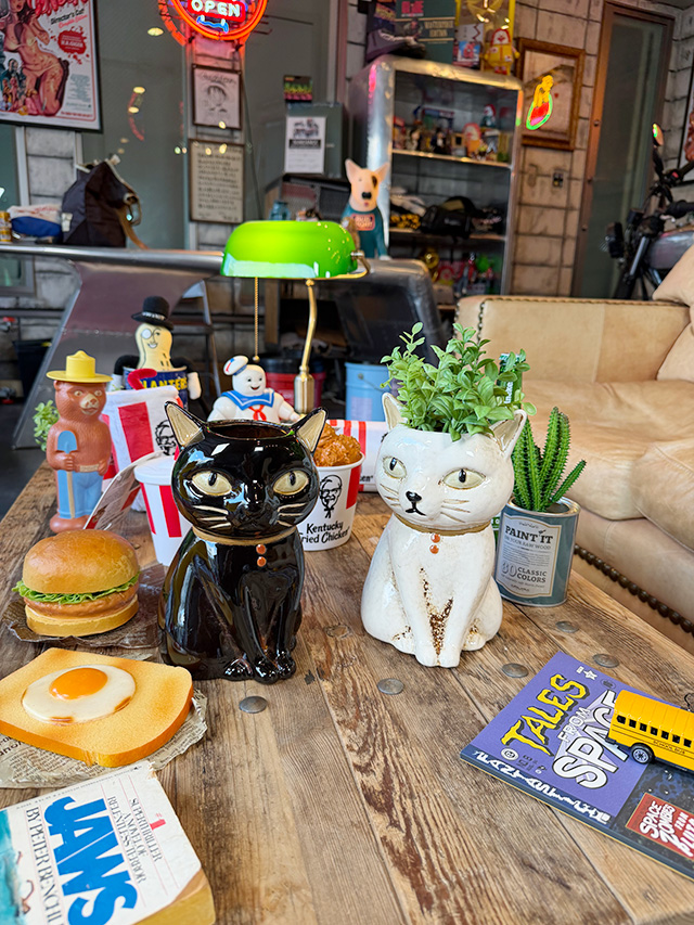 キャット プランター （白猫と黒猫の2匹セット） □ アメリカン雑貨 