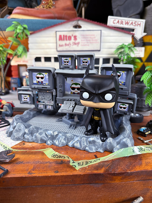 ファンコポップ バットマン＆バットケイブ フィギュア Funko POP