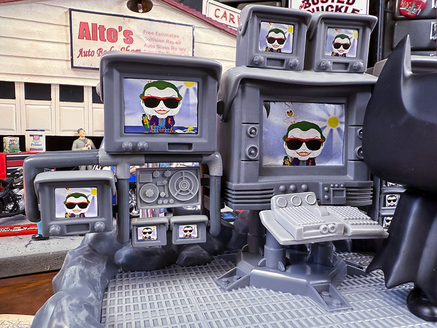 ファンコポップ バットマン＆バットケイブ フィギュア Funko POP 