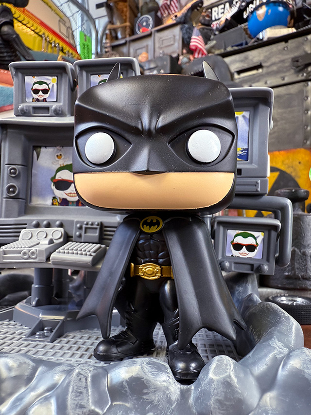 ファンコポップ バットマン＆バットケイブ フィギュア Funko POP