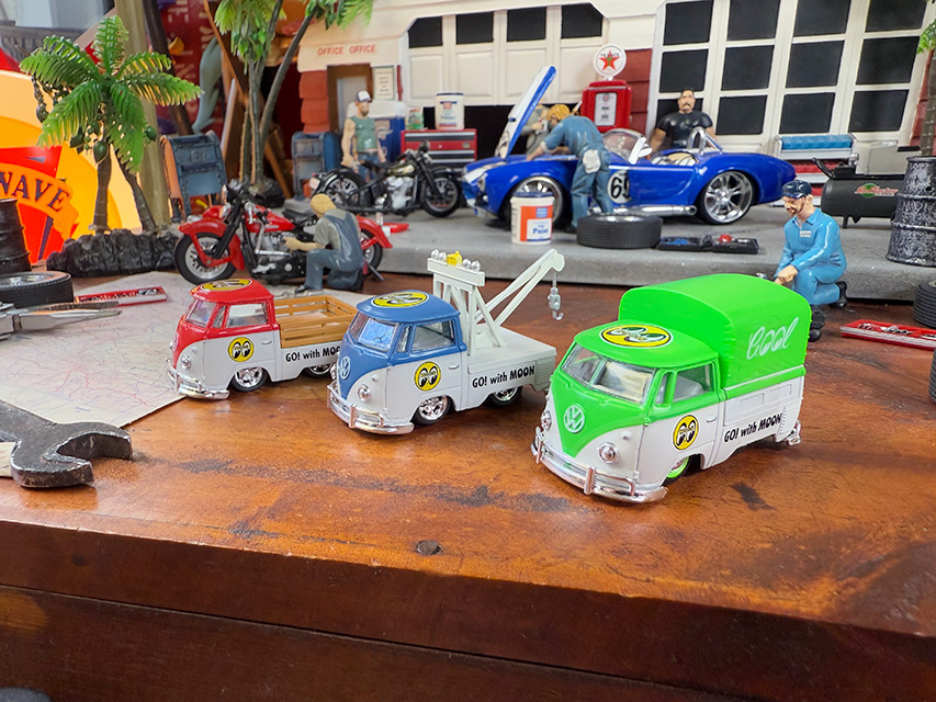 M2　ムーンアイズ限定　1960年　フォルクスワーゲン　シングルキャブトラック　3台セット ■ アメリカン雑貨 アメリカ雑貨 |  | 05