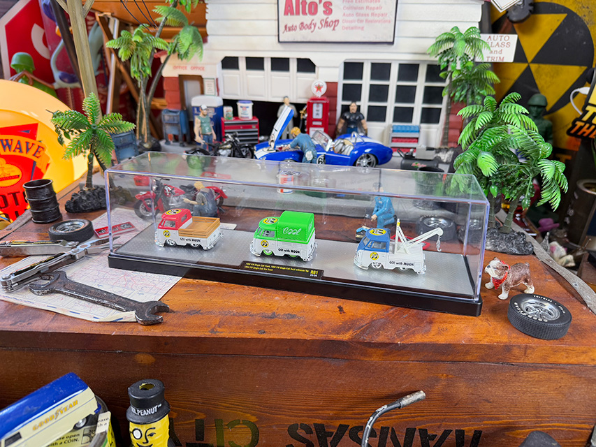 M2　ムーンアイズ限定　1960年　フォルクスワーゲン　シングルキャブトラック　3台セット ■ アメリカン雑貨 アメリカ雑貨 |  | 09