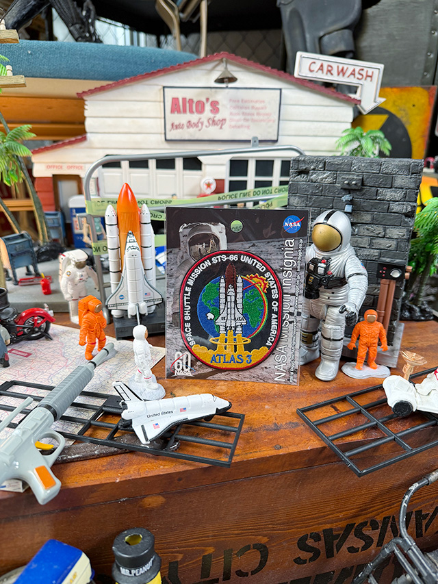 NASA　オフィシャル　ワッペン　（スペースシャトル/アトラス3） ■ アメリカン雑貨 アメリカ雑貨  爆買 |  | 01