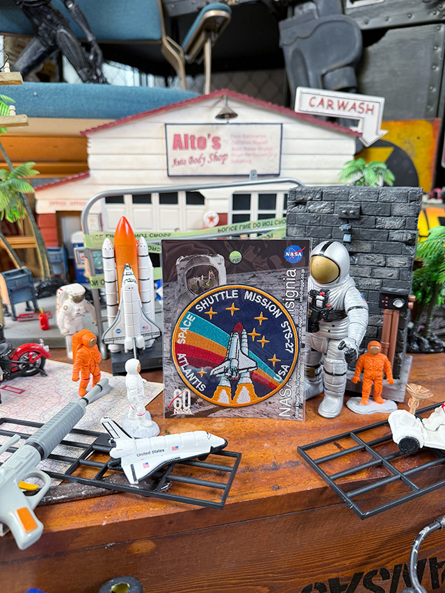 NASA　オフィシャル　ワッペン　（スペースシャトル/アトランタ） ■ アメリカン雑貨 アメリカ雑貨  爆買 |  | 01