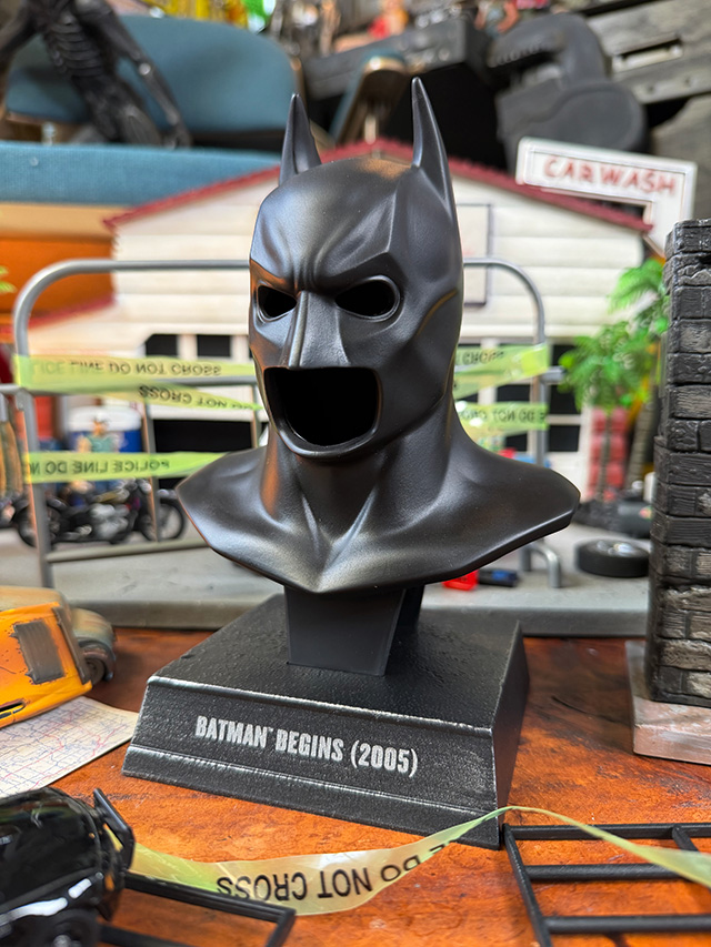 マクファーレントイズ　映画　バットマン　ビギンズ　カウル　レプリカ　1/3スケール ■ アメリカン雑貨 アメリカ雑貨 | 