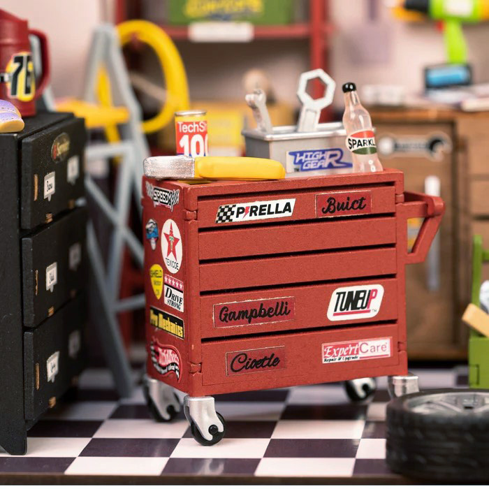 つくるんです！　アメリカンガレージ　ミニチュアハウス　DIYキット　（日本語説明書付き）　塗装不要　見本通りに完成します |  | 06