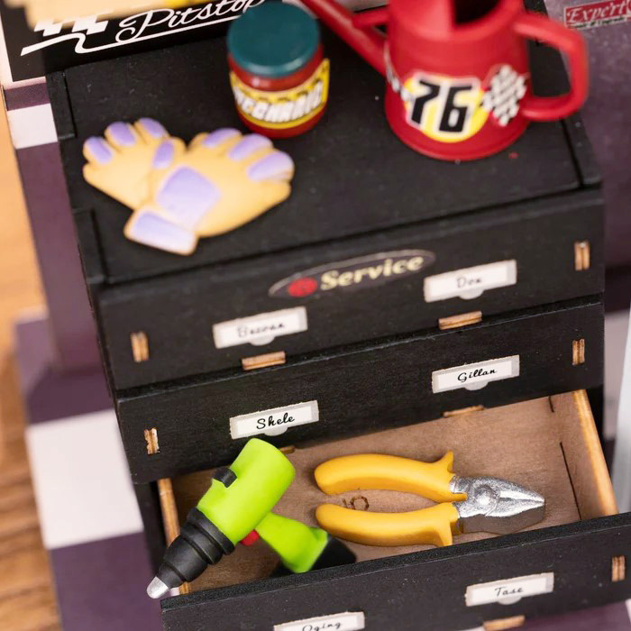 つくるんです！　アメリカンガレージ　ミニチュアハウス　DIYキット　（日本語説明書付き）　塗装不要　見本通りに完成します |  | 08