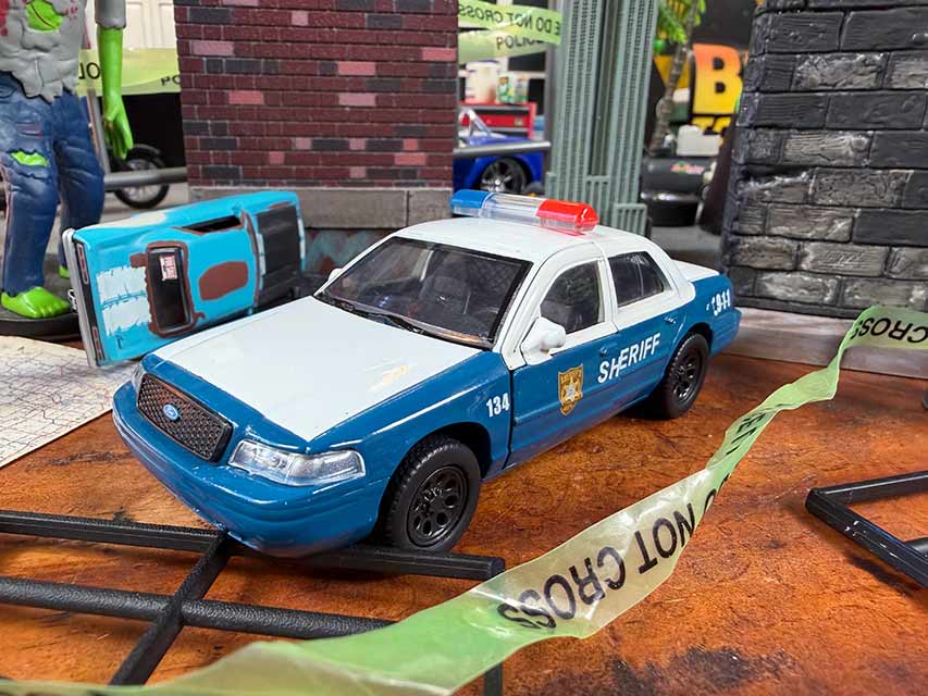 Jada　海外ドラマ　ウォーキングデッド　リック・グライムズ　フォード　クラウン　ヴィクトリア　ポリスカー　ダイキャストミニカー　1/32 | 