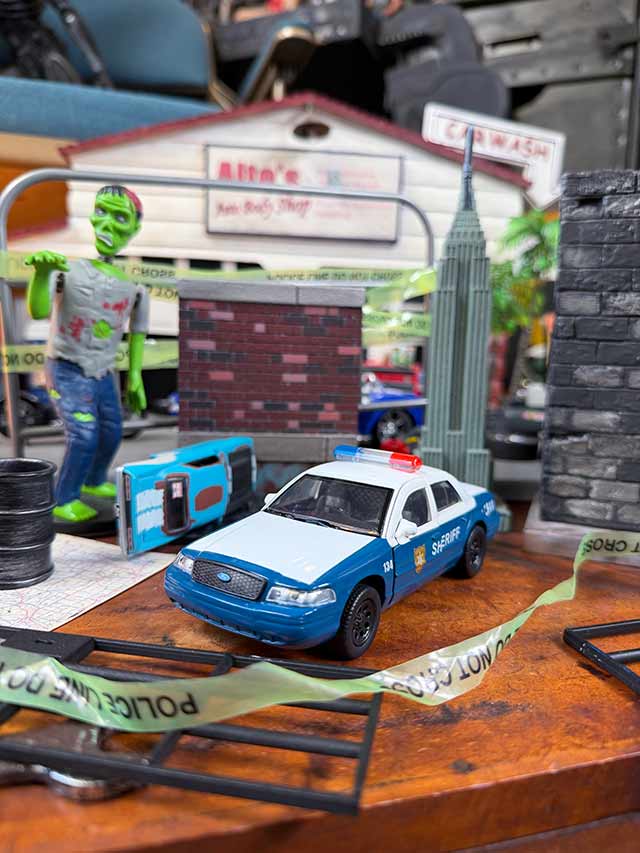 Jada　海外ドラマ　ウォーキングデッド　リック・グライムズ　フォード　クラウン　ヴィクトリア　ポリスカー　ダイキャストミニカー　1/32 |  | 08