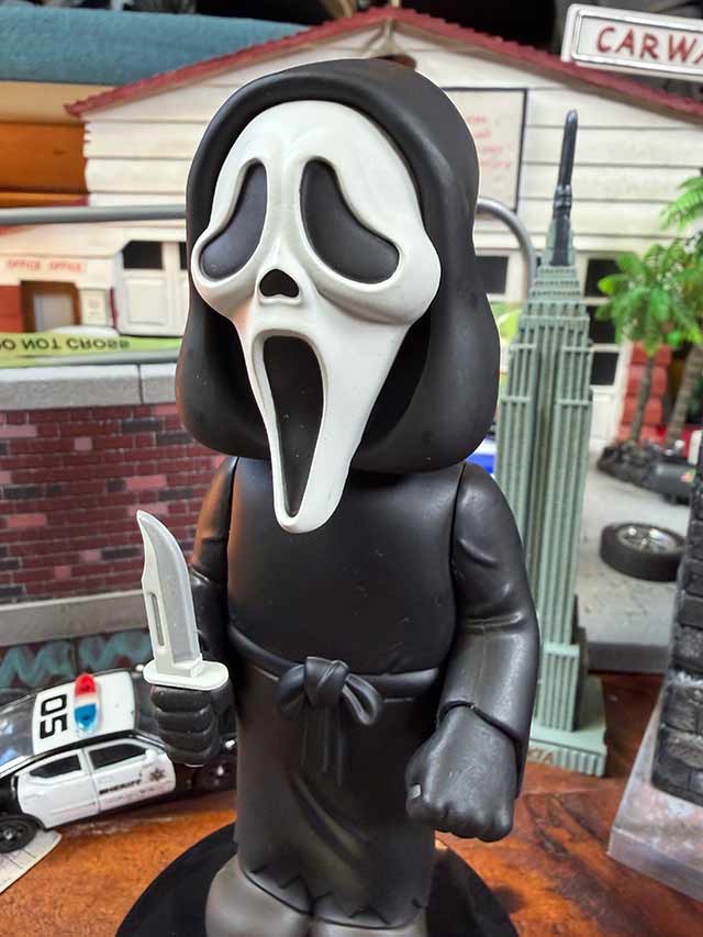 NECA　映画　スクリーム　ゴーストフェイス　ボディノッカー　ソーラーパワーでゆらゆら揺れる ■ アメリカン雑貨 アメリカ雑貨 |  | 01