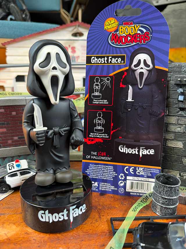 NECA　映画　スクリーム　ゴーストフェイス　ボディノッカー　ソーラーパワーでゆらゆら揺れる ■ アメリカン雑貨 アメリカ雑貨 |  | 06