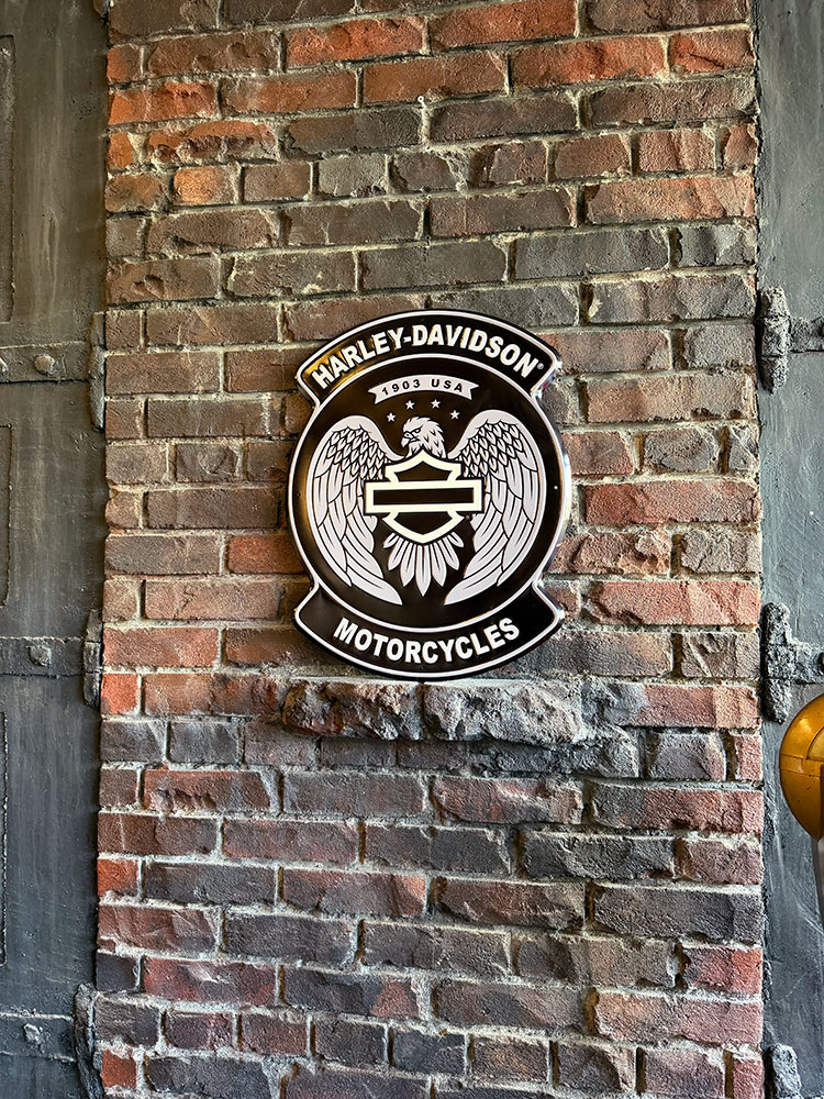 ハーレーダビッドソン　ハーレーイーグル　エンブレム　エンボス　ティンサイン　ブリキ看板 ■ アメリカン雑貨 アメリカ雑貨 | Harley Davidson | 03