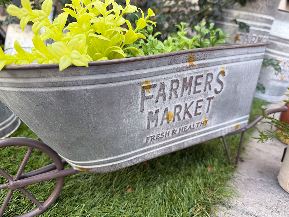 ファーマーズマーケット　ガーデンカート　一輪車 ■ アメリカン雑貨 アメリカ雑貨 |  | 02