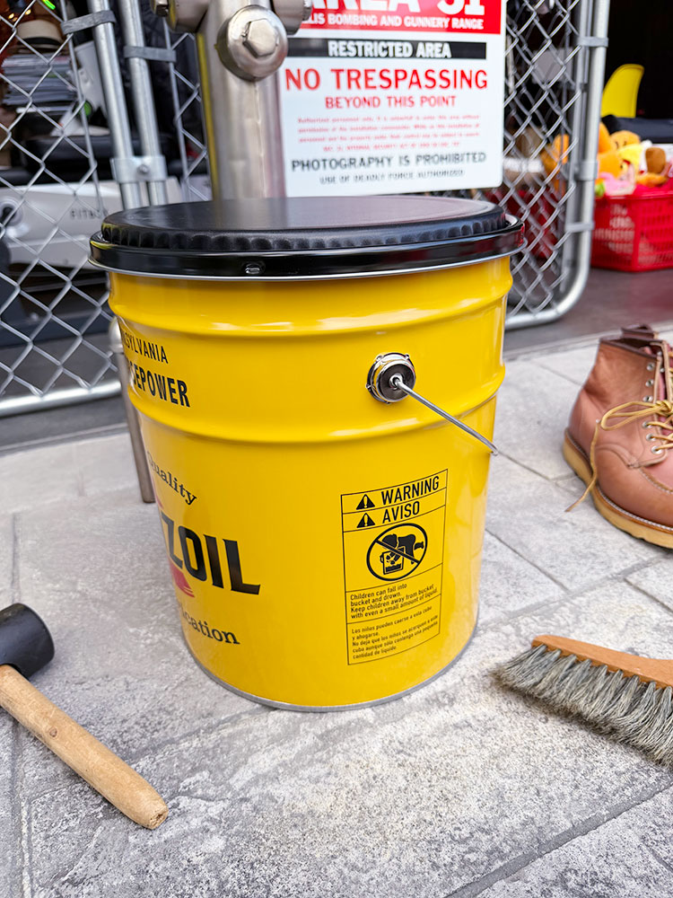 ペンズオイル　オイル缶スツール　座れるオイル缶　大容量収納 ■ アメリカン雑貨 アメリカ雑貨 |  | 04