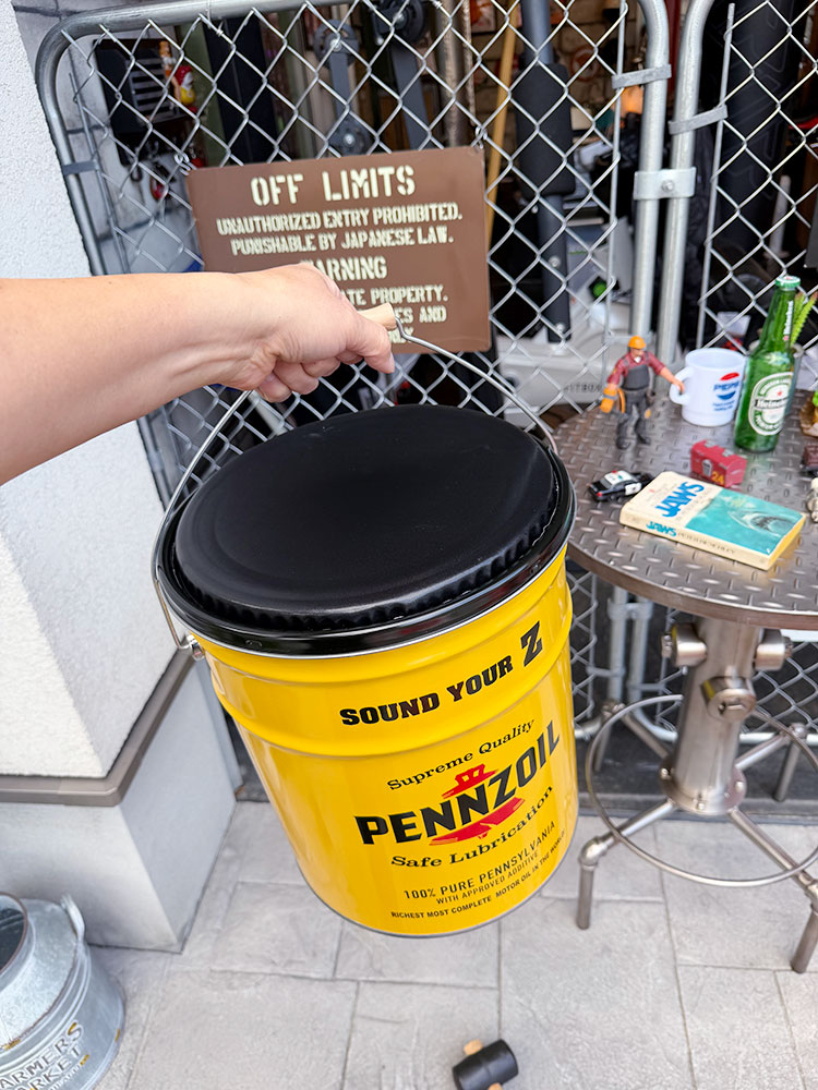 ペンズオイル　オイル缶スツール　座れるオイル缶　大容量収納 ■ アメリカン雑貨 アメリカ雑貨 |  | 05