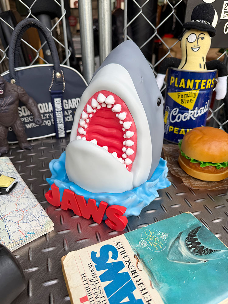 映画　ジョーズ　フィギュアバンク　貯金箱 ■ アメリカン雑貨 アメリカ雑貨 | 
