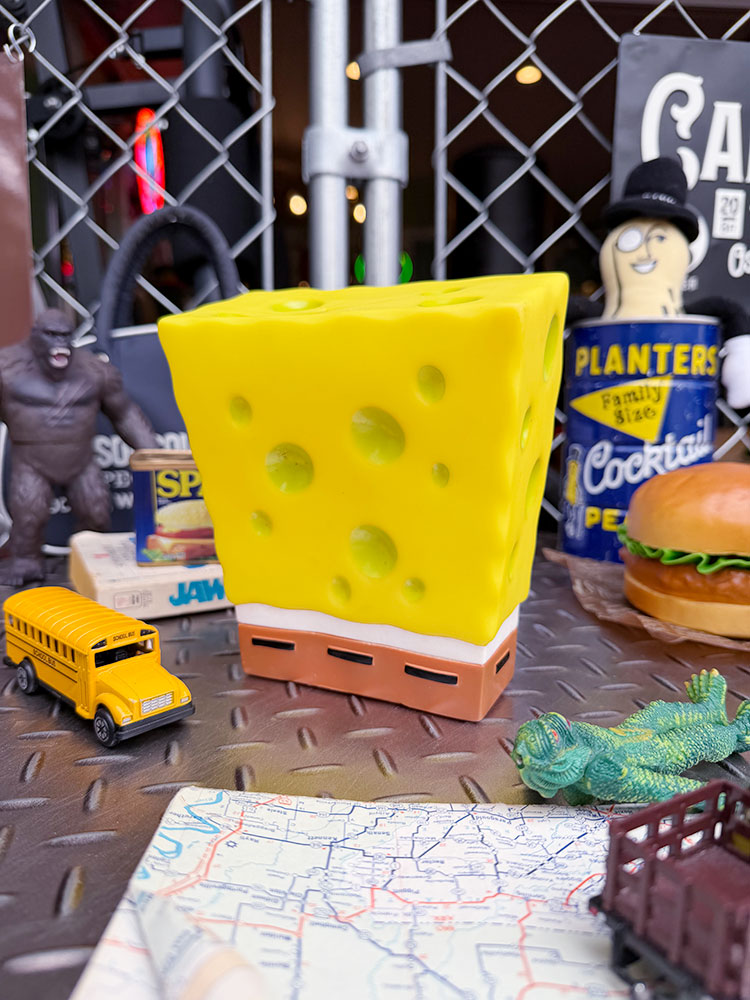 スポンジボブ フィギュアバンク 貯金箱 □ アメリカン雑貨 アメリカ
