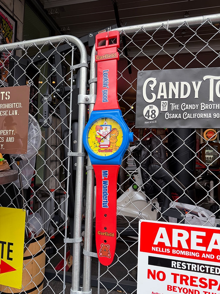 ガーフィールド　ビッグサイズ　ウォールウォッチ　壁掛け時計 ■ アメリカン雑貨 アメリカ雑貨 | 