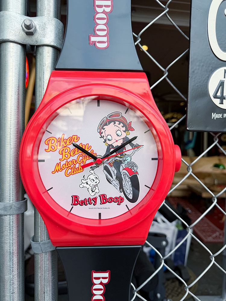 ベティ・ブープ　ビッグサイズ　ウォールウォッチ　壁掛け時計 ■ アメリカン雑貨 アメリカ雑貨 |  | 01