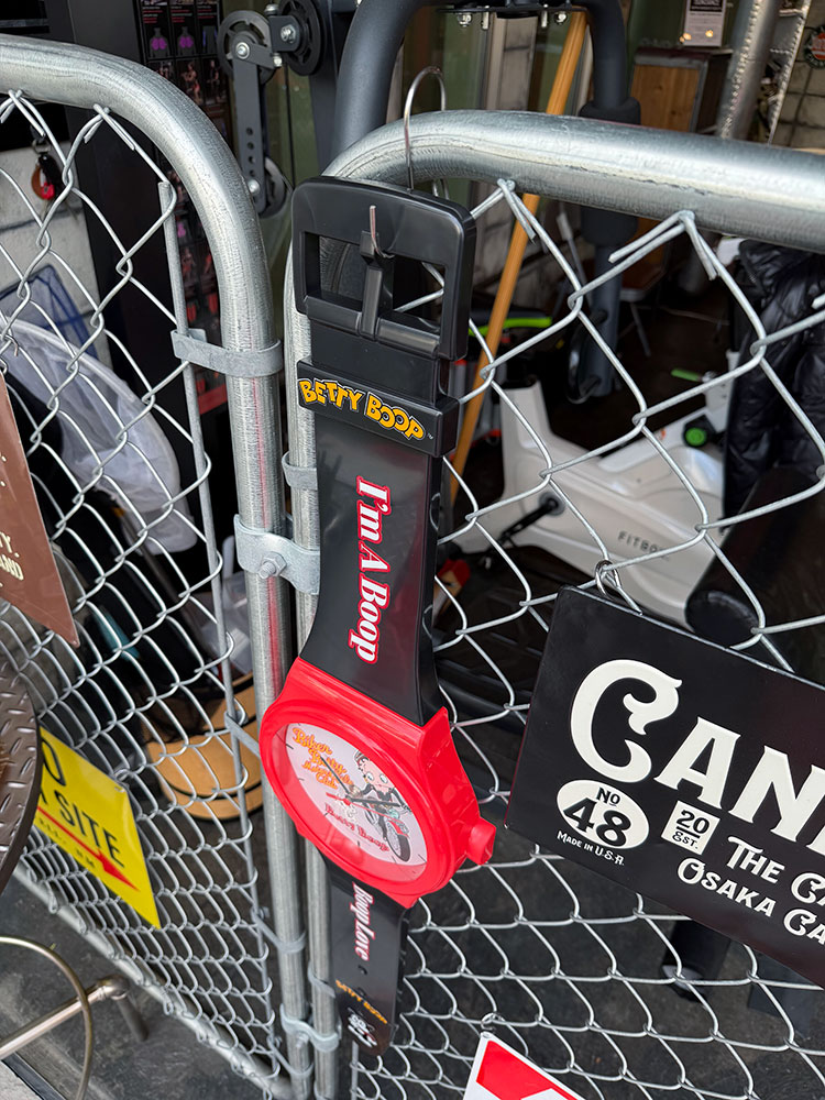 ベティ・ブープ　ビッグサイズ　ウォールウォッチ　壁掛け時計 ■ アメリカン雑貨 アメリカ雑貨 |  | 02