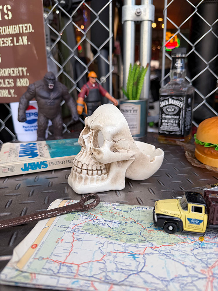 スカルヘッド　アッシュトレイ　灰皿 ■ アメリカン雑貨 アメリカ雑貨 |  | 02