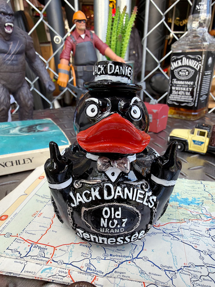 ジャックダニエル　クレイジー　ラバーダック　レジン製オブジェ ■ アメリカン雑貨 アメリカ雑貨 |  | 01