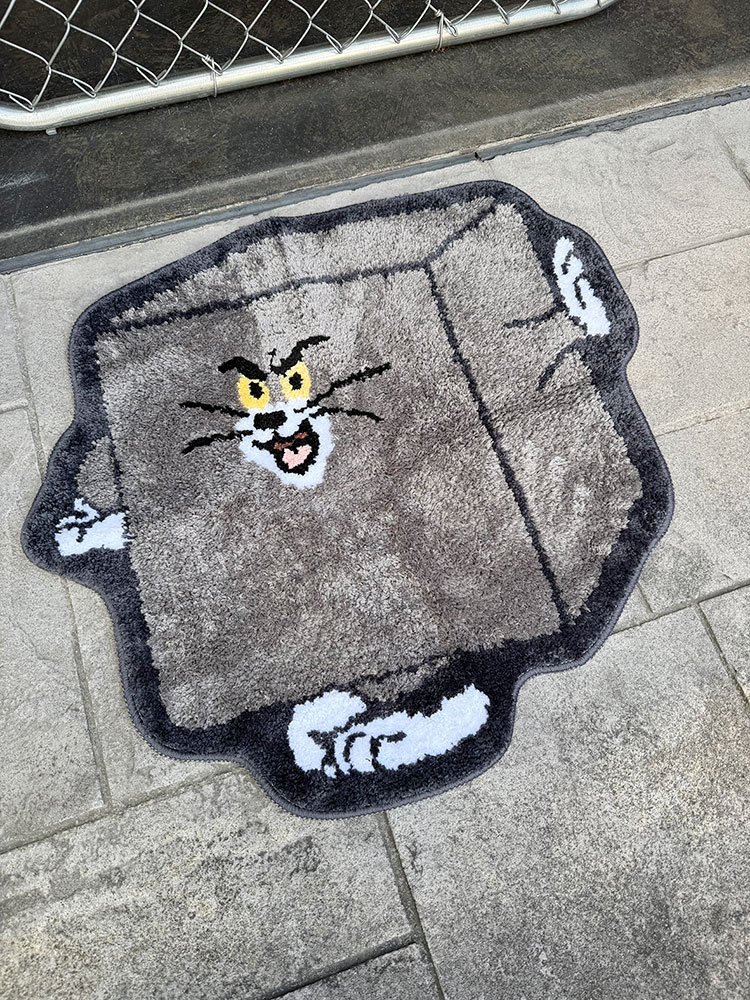 トムとジェリー　ファニートム　ルームマット　室内用マット ■ アメリカン雑貨 アメリカ雑貨 | 