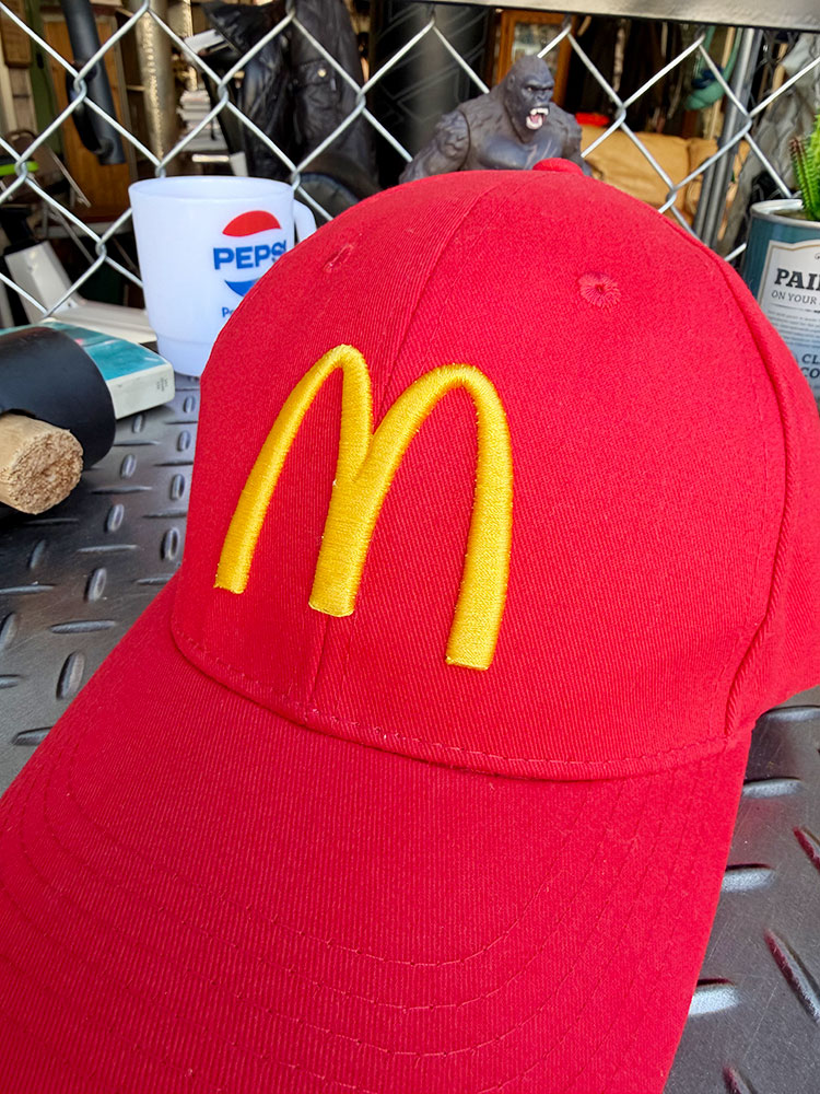 マクドナルド　オフィシャル　クルーキャップ ■ アメリカン雑貨 アメリカ雑貨 |  | 01